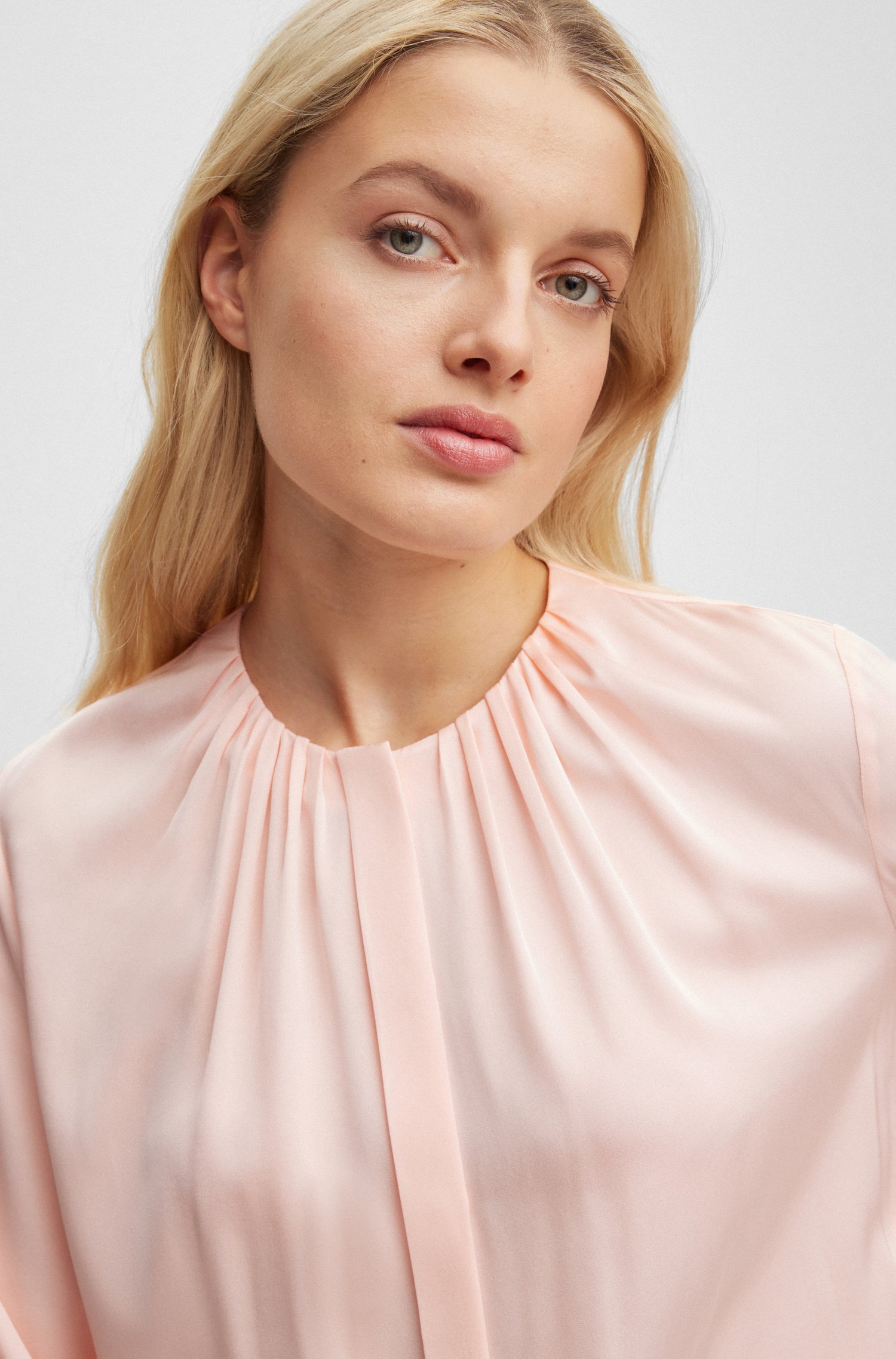 betale sig Forskel Modstand Dametøj - Bluser til kvinder online shop i Danmark.