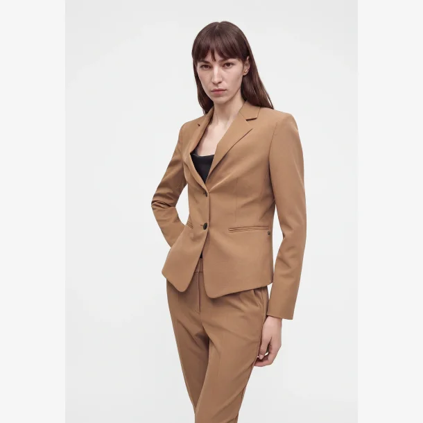 Hugo Women 