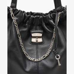 Marc Jacobs 