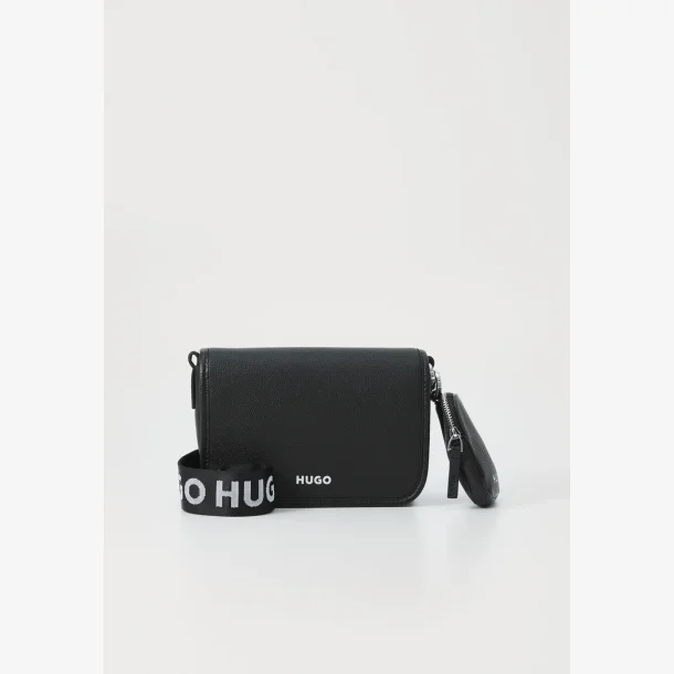 Hugo Women 